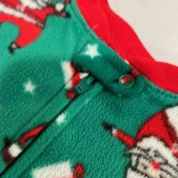 Baby/Infant Jammies For Your Families Santa Pattern Microfleece Blanket Sleep On - Picture 6 of 8